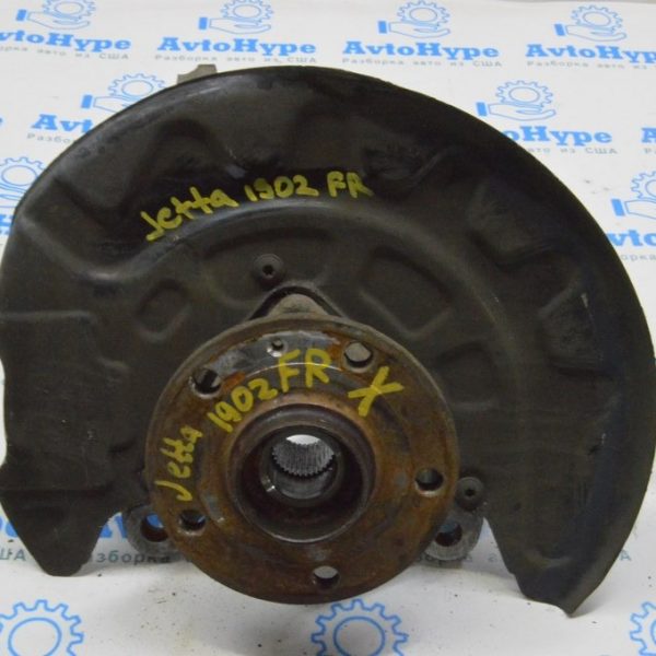 Кожух тормозного диска передний правый VW Jetta 19-24 5Q0615312G