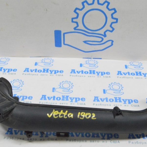 Патрубок на турбину VW Jetta 19-21 1.4Т малый 04E145875F