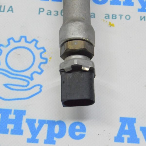 Датчик давления топлива VW Jetta 19-24 1.4T 04C906054C