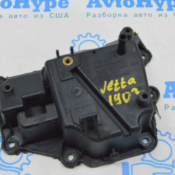 Маслоотделитель VW Jetta 19-24 1.4T (02) трещина 04E103464AM