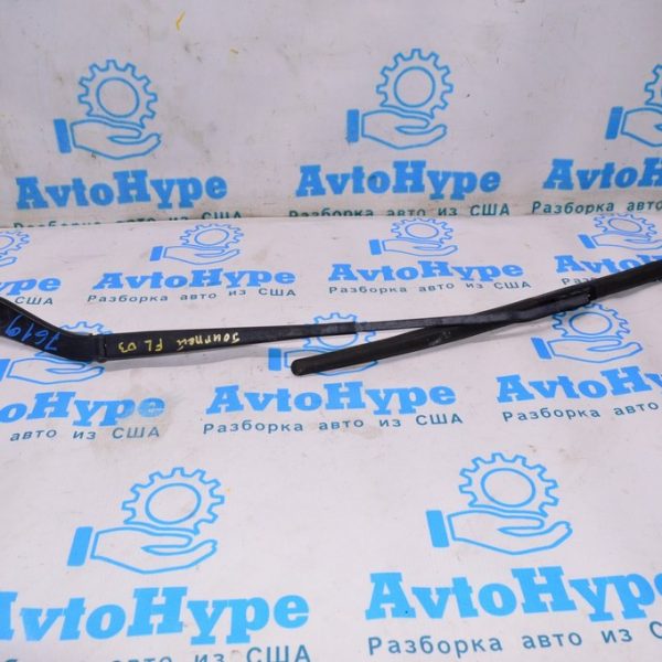 Поводок дворника прав Dodge Journey 11- 68103972AA