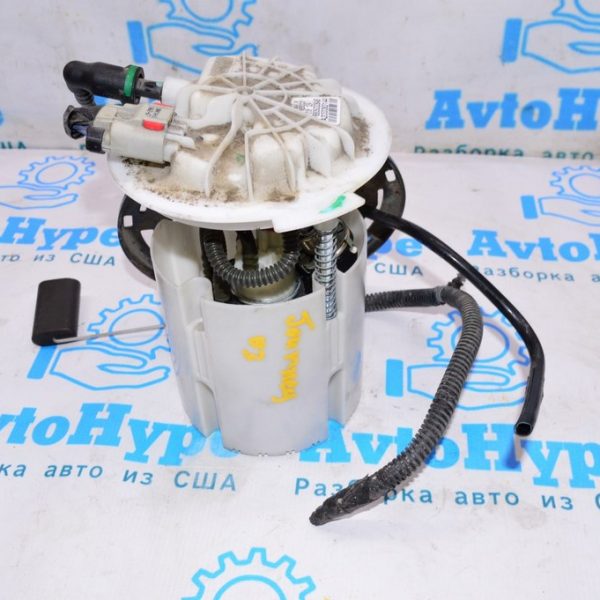 Топливный насос (бензонасос) Dodge Journey 11- 3.6 68050328AB