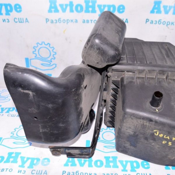 Кронштейн корпуса воздушного фильтра Dodge Journey 11- 3.6 04627066ac