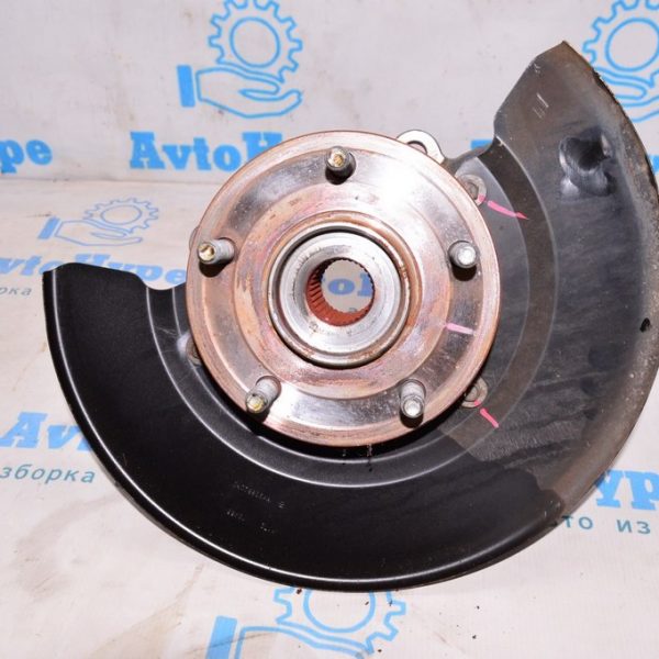Ступица перед прав Dodge Journey 11- (03) 4721010AC