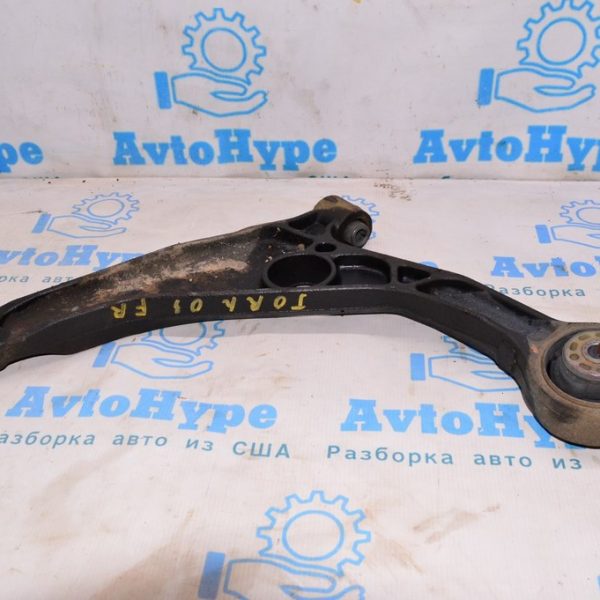 Рычаг нижний перед прав Dodge Journey 11- (03) 4766424AD