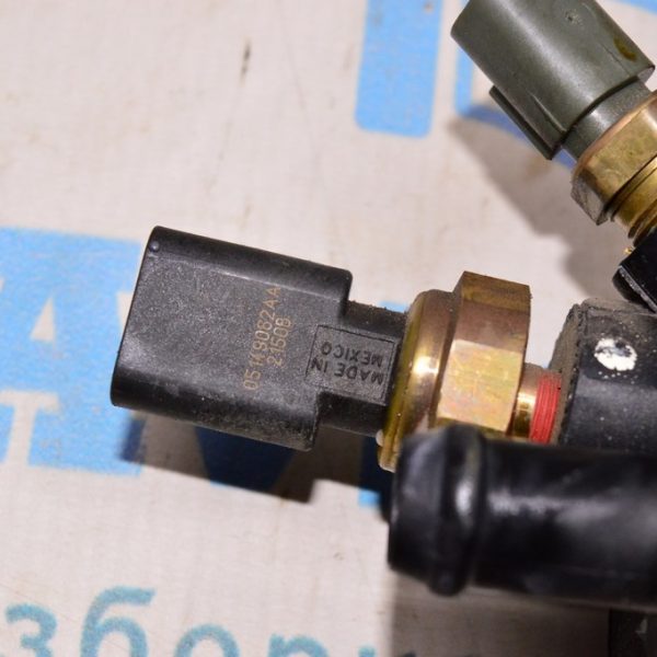 Датчик давления масла Dodge Journey 11- 3.6 05149062AA