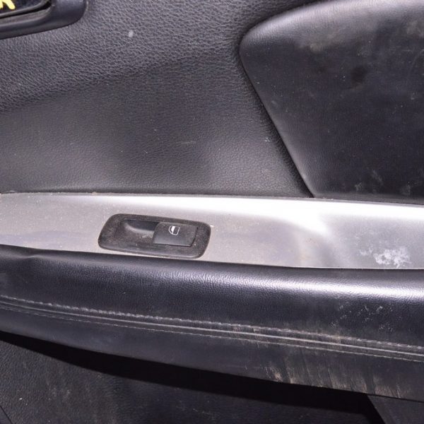 Управление стеклоподъемником зад прав Dodge Journey 11- 68080842AA