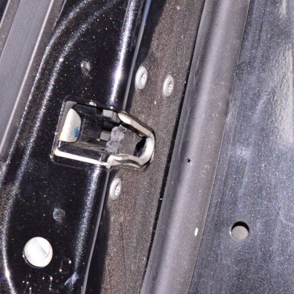 Замок двери зад прав Dodge Journey 11- 4589914AE