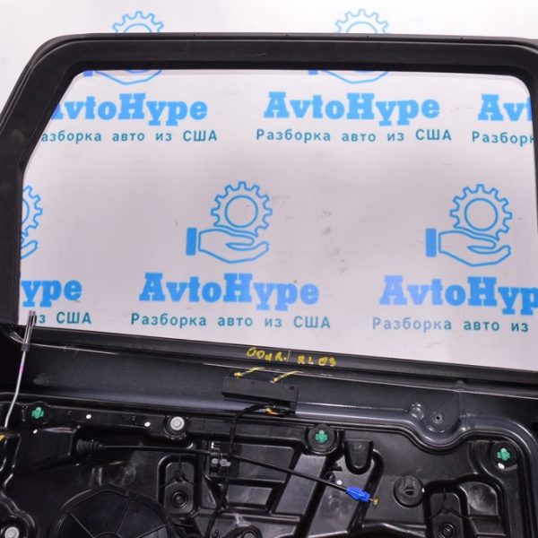 Уплотнитель стекла зад лев Dodge Journey 11- 5076873AD