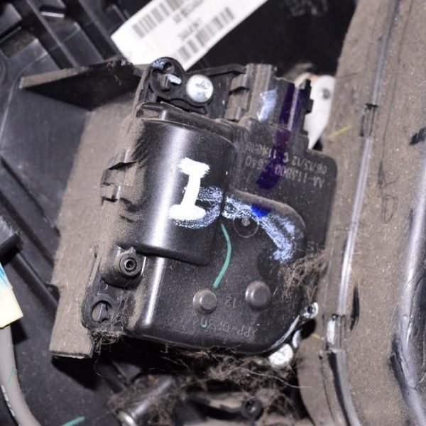 Актуатор моторчик привод печки (вентиляция) Dodge Journey 11- (03) 68078835AA