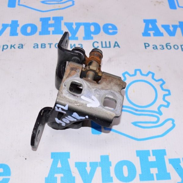 Петля двери нижняя перед лев Dodge Journey 11- 55360919AH