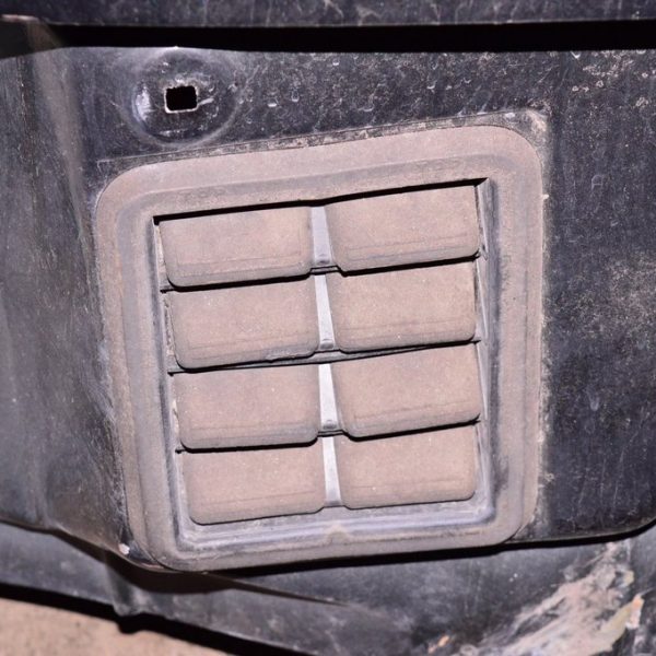 Щиток вентиляции правый Dodge Journey 11- 5058643AA