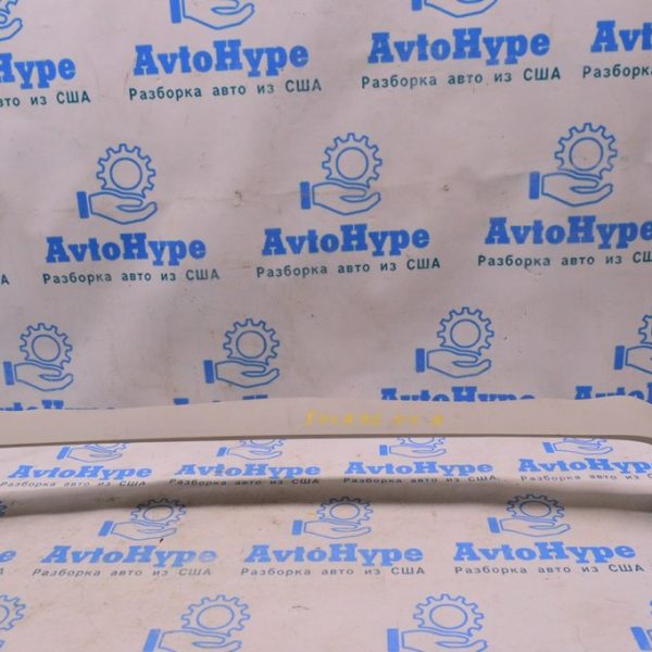 Обшивка двери багажника верхняя Dodge Journey 11- серый 1BZ30HDAAB