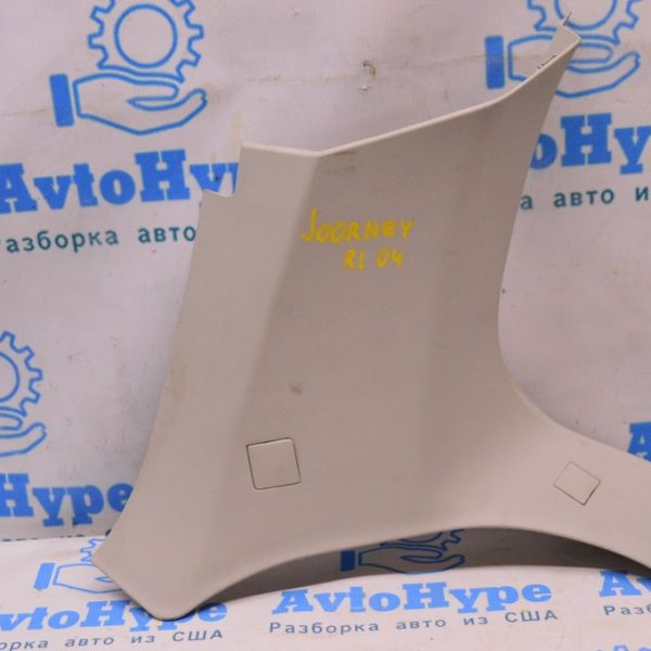 Накладка задней стойки за форточкой левая Dodge Journey 11- под 2 ряда 1FB19HDAAB