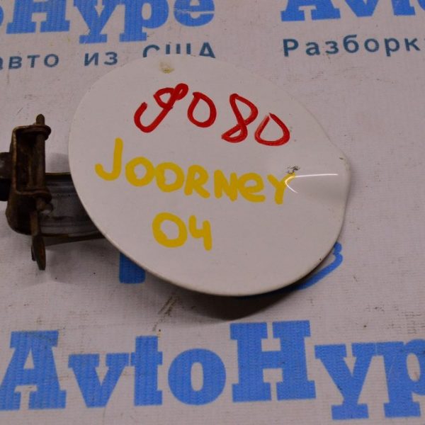 Лючок бензобака Dodge Journey 11- белый цвет PW3 (04) 5076926AD