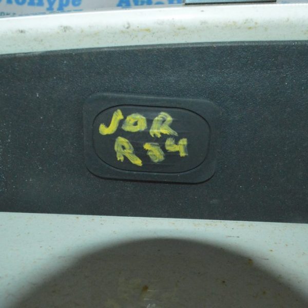 Кнопка открытия багажника Dodge Journey 11- 68080582AA