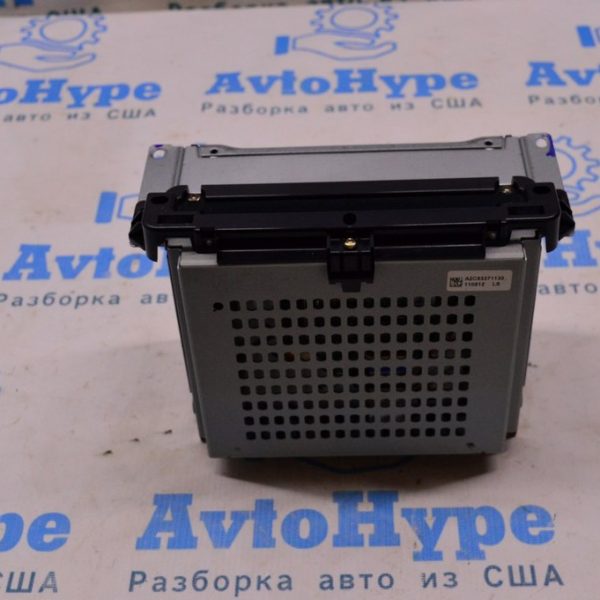 Магнитофон радио Dodge Journey 11- (04) 05091101ad