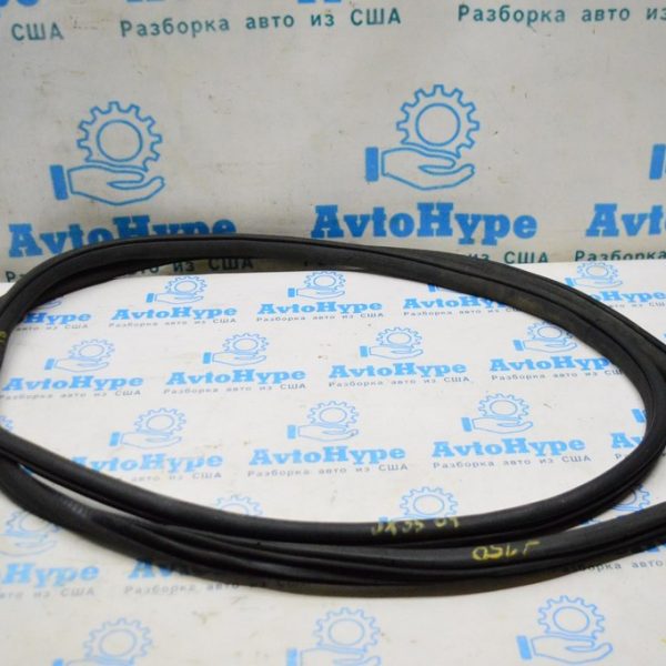 Уплотнитель дверного проема зад прав Infiniti JX35 QX60 13- 76923-3JA0A