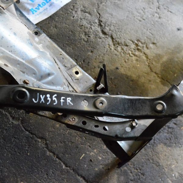 Планка телевизора ресничка правая Infiniti JX35 QX60 13- (01) небольшой деф. f25123jaaa