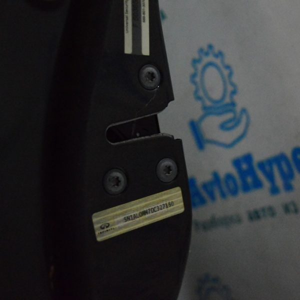 Замок двери зад лев Infiniti JX35 QX60 13- 825013ja0a