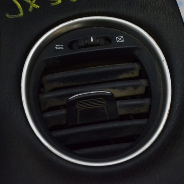 Воздуховод левый Infiniti JX35 QX60 13- 687613ja0a