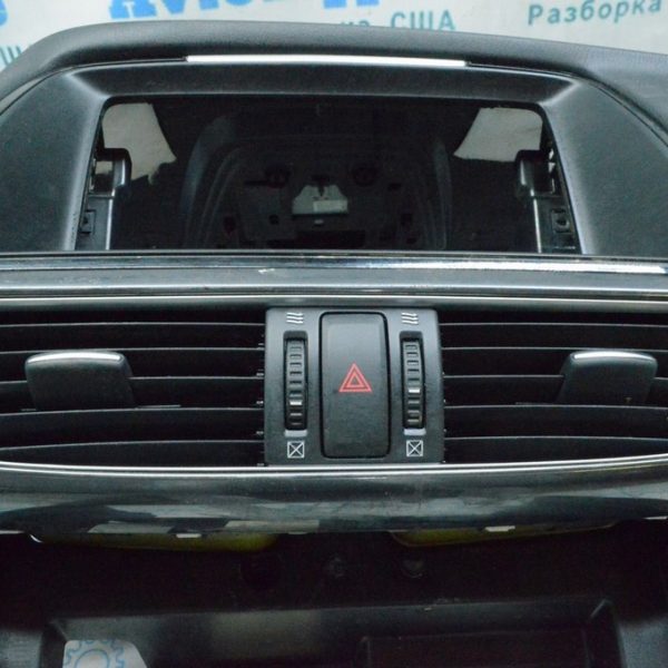 Воздуховод торпеды центральный правый Mazda 6 13-15 черн GHP9-64-91XB-02 GHP9-64-91XB-02