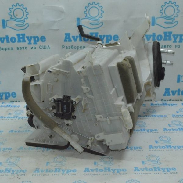 Актуатор моторчик привод печки (вентиляция) Mazda6 13-17 KF06-61-A60