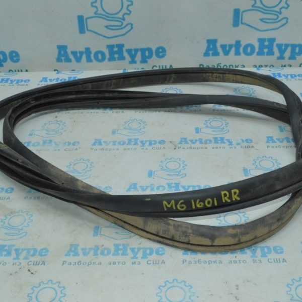 Уплотнитель дверного проема зад прав Mazda6 13-17 GHK1-68-913