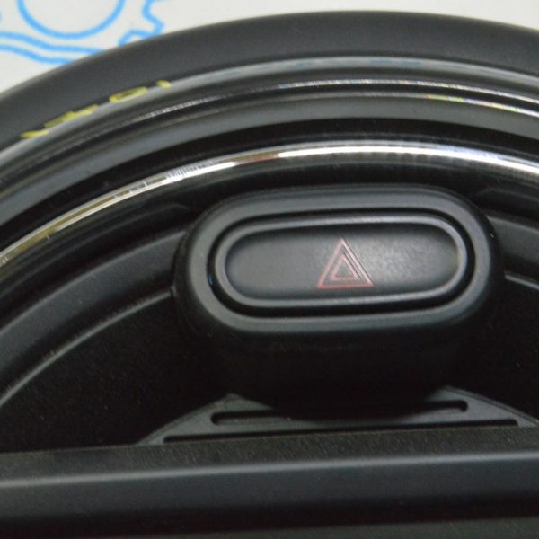 Кнопка аварийной сигнализации Mini Cooper Clubman 16-22 61 31 9389077