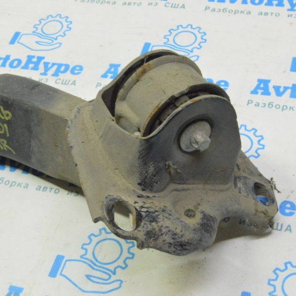 Кронштейн задней цапфы правый Mini Cooper Clubman 16-22 33 32 6896992