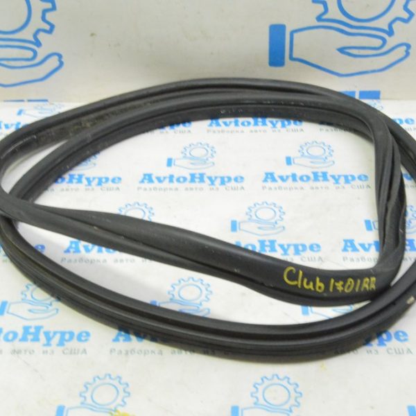 Уплотнитель дверного проема зад прав Mini Cooper Clubman 16-22 51 72 7344161