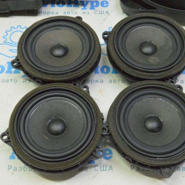 Динамик дверной перед прав Mini Cooper Clubman 16-22 9274700 65 13 8715685