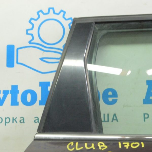 Накладка двери боковая задняя зад прав Mini Cooper Clubman 16-22 51 35 7387150