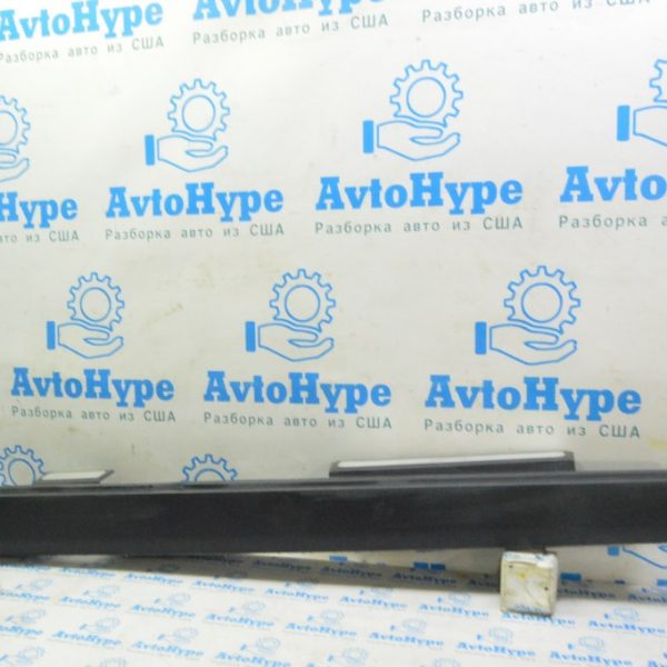 Порог правый Mini Cooper Clubman 16-22 (01) структура, царапины 51 77 7497456