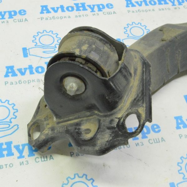 Кронштейн задней цапфы левый Mini Cooper Clubman 16-22 33 32 6896991