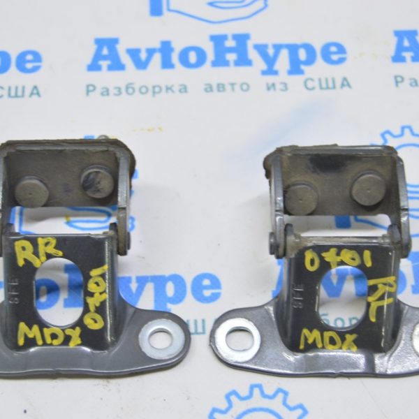 Петля двери багажника правая Acura MDX 07-13 68210-STX-A00ZZ