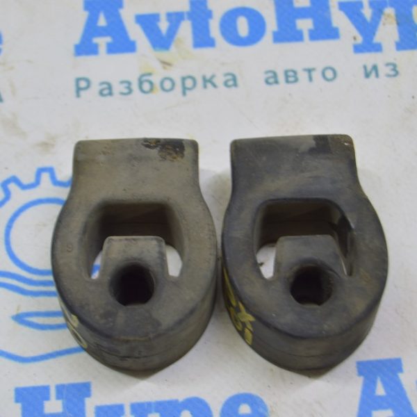 Резинка глушителя передняя Acura MDX 07-13 
18215-STX-A01