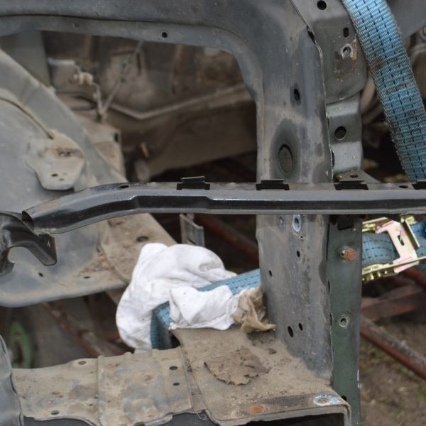 Крепление переднего бампера правое Acura MDX 07-09 под фарой 71140-STX-A00