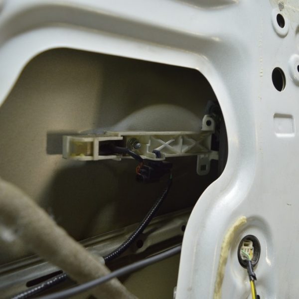 Механизм ручки двери зад прав Acura MDX 14-20 72642-TZ5-A11