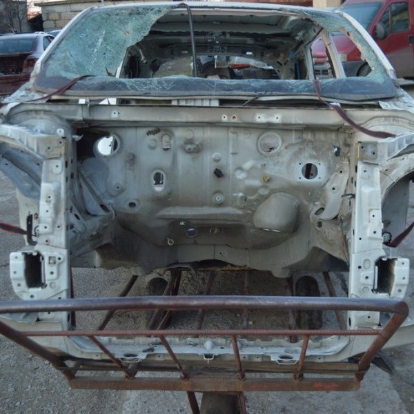 Телевизор панель радиатора в сборе Acura MDX 14-16 дорест с боковыми усилителями без верх план 60400-TZ5-A01