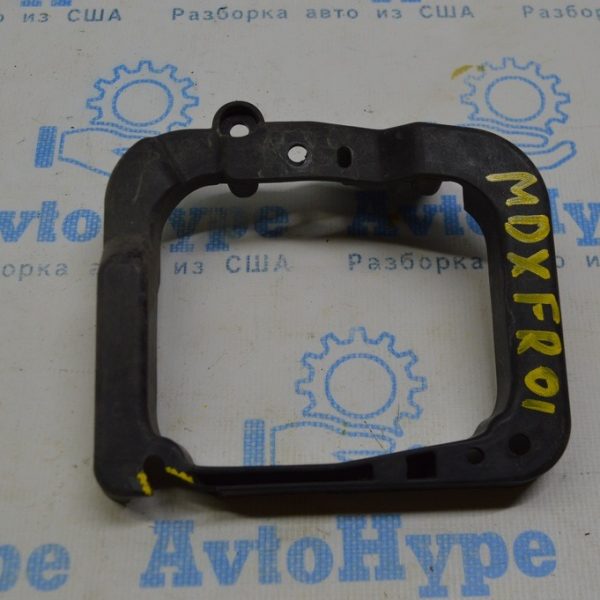 Кронштейн ПТФ прав Acura MDX 14-16 дорест