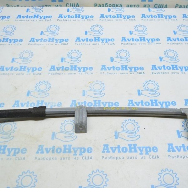 Направляющая стекла двери перед лев Acura MDX 14-20 передняя 72270-TZ5-A01