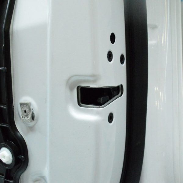 Замок двери перед прав Ford Escape MK4 20- LJ6Z-78219A64-A