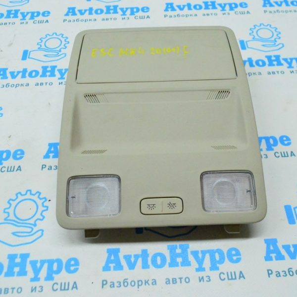 Плафон освещения перед Ford Escape MK4 20- беж LJ6Z-58519A70-AA