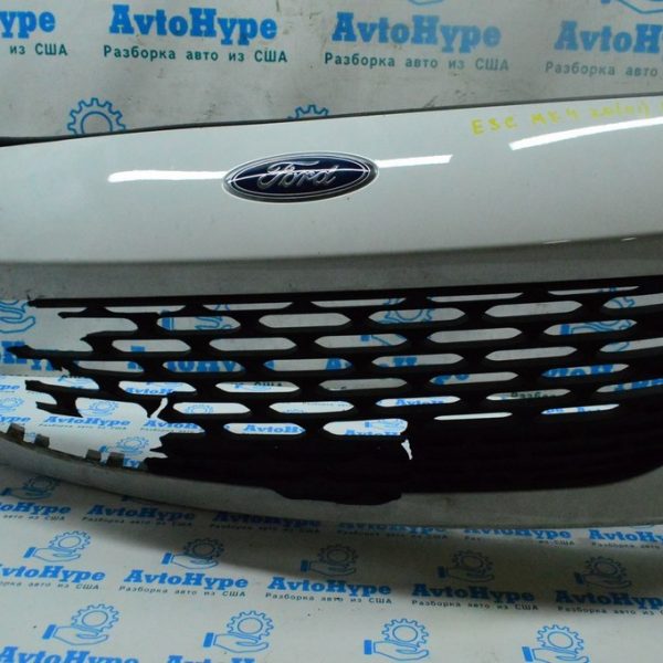 Решетка радиатора grill Ford Escape MK4 20- сетка черн (01) деф.целая только лев половина LJ6Z-8200-CA