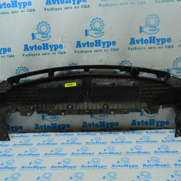 Губа переднего бампера Ford Escape MK4 20- структура (01) незначительные деф. LJ6Z-8310-AA