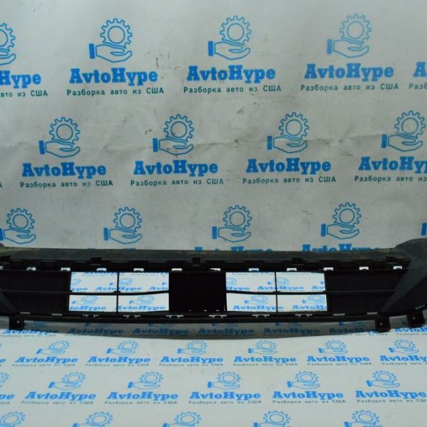 Бампер передний голый низ Ford Escape MK4 20- без парктроников (01) LJ6Z-17D957-A