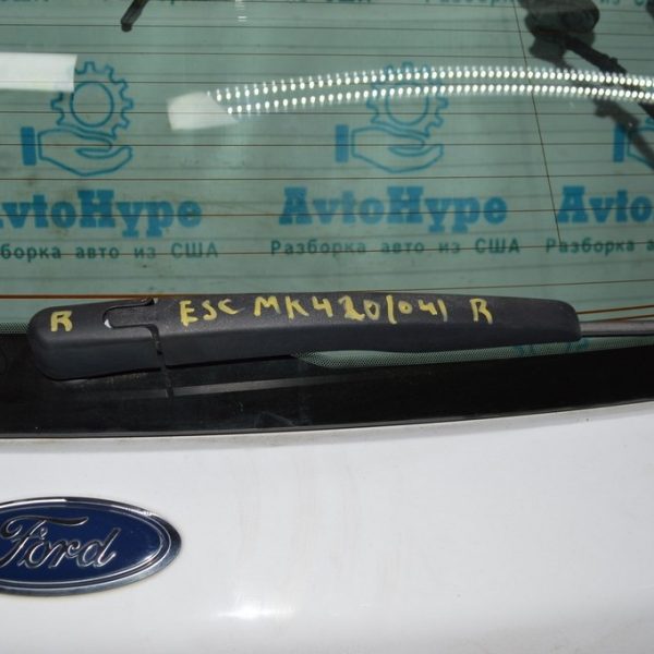 Поводок дворника зад Ford Escape MK4 20- LJ6Z-17526-B