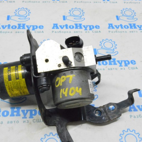 Тормозной усилитель brake booster Kia Optima 14-15 hybrid 586004U500