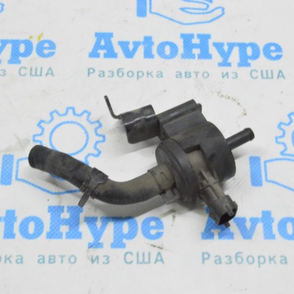 Клапан топливного абсорбера Kia Optima 11-15 подкапотный 28910-3E100